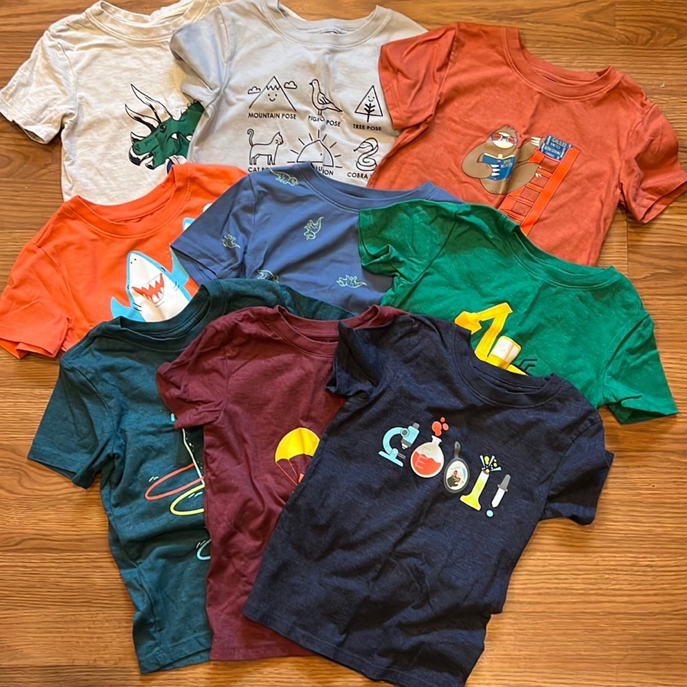 Bundle of 5T Cat&Jack Boys T-shirts